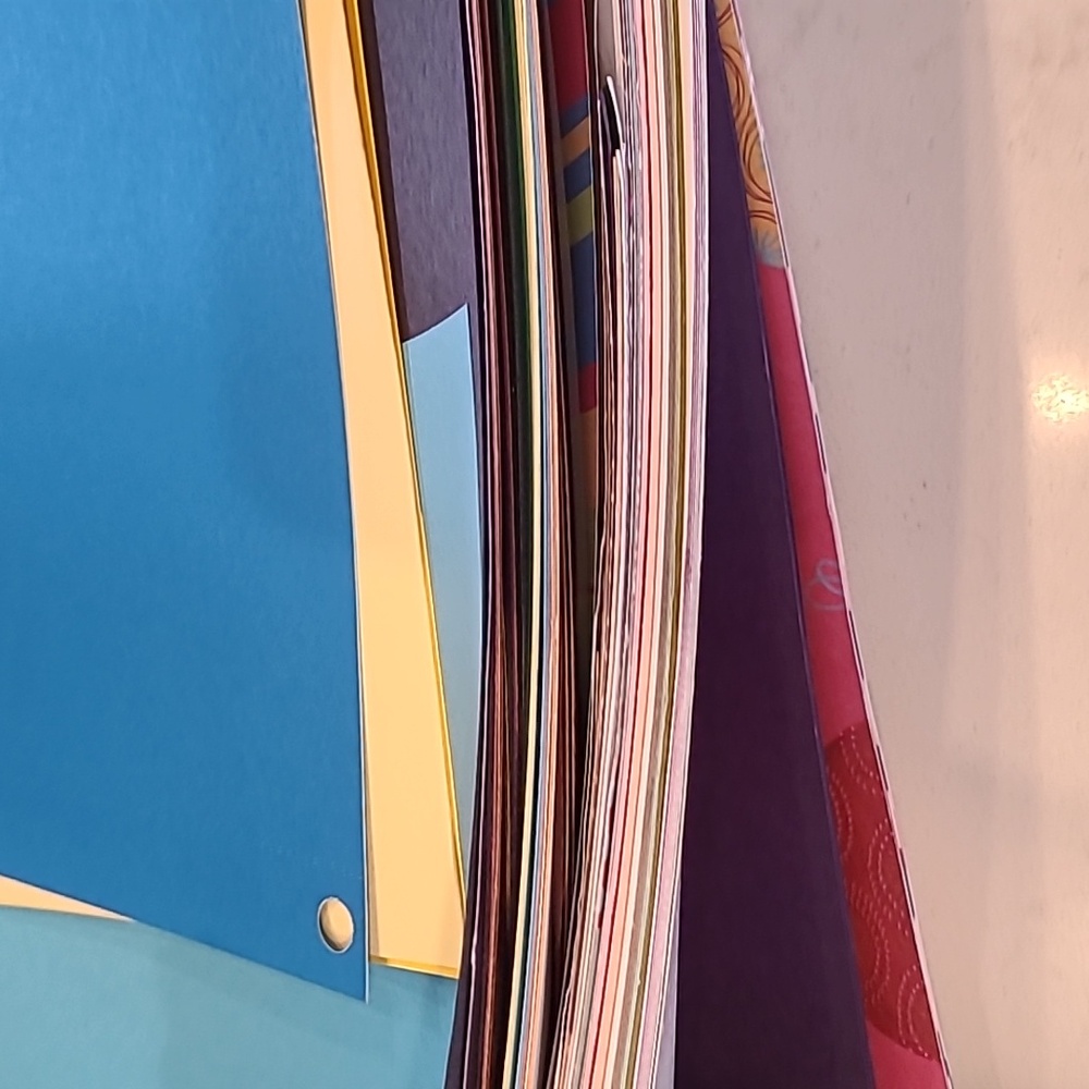 Assorted Colorful Paper - Picture 2 of 8